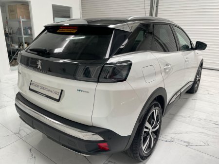 2023 Peugeot 3008 - thumbnail 3