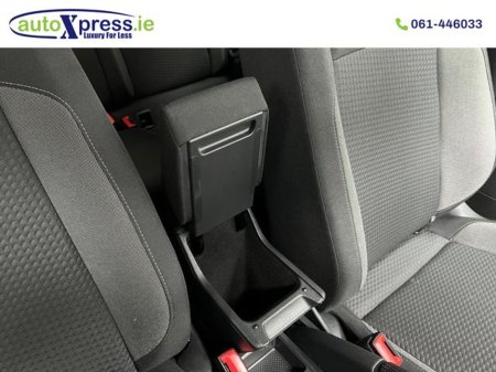 2023 Volkswagen Polo - thumbnail 38