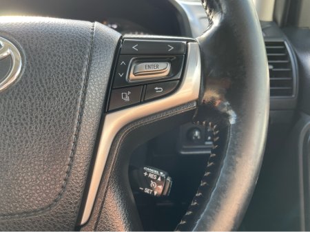 2020 Toyota Landcruiser - thumbnail 15