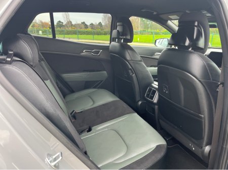 2024 Kia Sportage - thumbnail 6