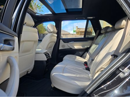 2015 BMW X5 - thumbnail 13