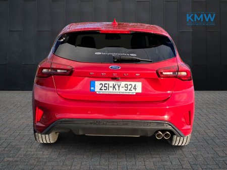 2025 Ford Focus ST-Line X 1.0 125BHP... Full leather seats thumbnail