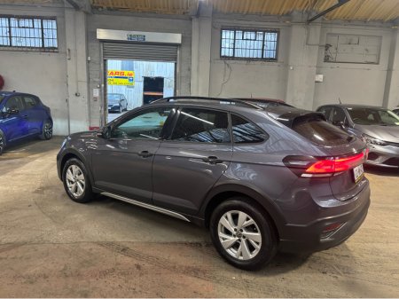 2022 Volkswagen Taigo LIFE 1.0 TSI 95BHP MANUAL 5SPEED 5DR €19,750 thumbnail