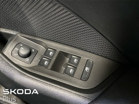 2023 Skoda Octavia Style 1.0TSI 110bhp €27,950 thumbnail