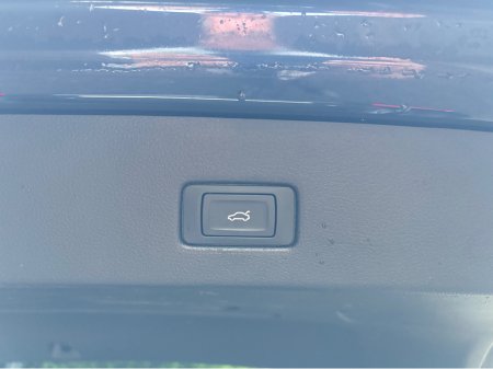 2023 Audi A7 55 TFSI E COMPETITION €55,950 thumbnail