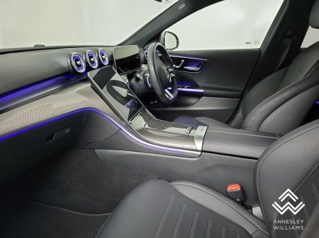 2025 Mercedes-Benz C Class C300e AMG Line €58,950 thumbnail
