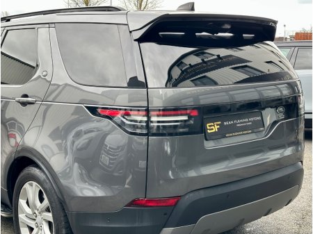 2019 Land Rover Discovery - thumbnail 17