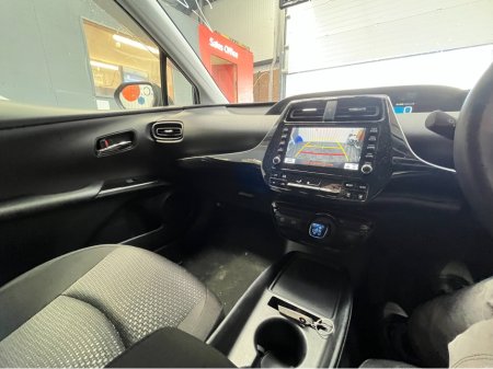 2022 Toyota Prius - thumbnail 17