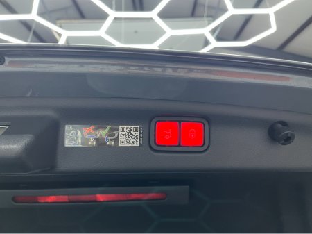 2023 Mercedes-Benz C Class €52950! 2023 MERCEDES-BENZ C350E SPORTS 2.0 AUTOMATIC / CRUISE CONTROL / 360° PARKING CAMERA / ELECTRIC MEMORY & HEATED SEATS / APPLE CARPLAY / PADDLE SHIFTERS / AMBIENT LIGHTS €52,950 thumbnail