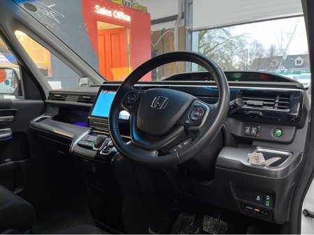 2020 Honda Stepwagon €28950 2020 HONDA STEPWAGON EHEV G SPADA SENSING 2.0 AUTOMATIC / CRUISE CONTROL / REVERSE CAMERA / AUTOMATIC DOORS / 7 SEATS €28,950 thumbnail