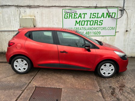 2014 Renault Clio IV EXPRESSION TCE 90 4DR €7,900 thumbnail