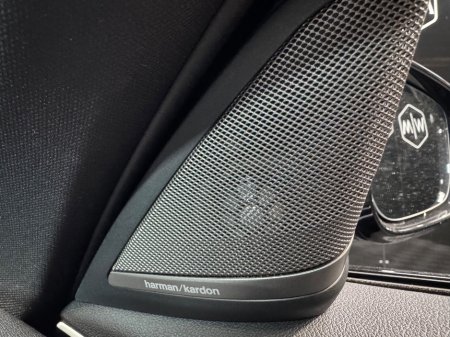 2021 BMW 5 Series - thumbnail 26