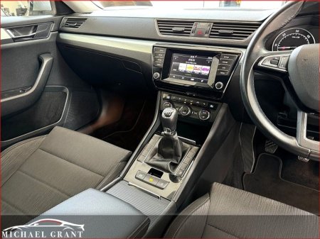 2018 Skoda Superb 1.6 TDI 120BHP STYLE ESTATE / IRISH CAR / FULL HISTORY €18,950 thumbnail