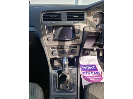 2013 Volkswagen Golf - thumbnail 13