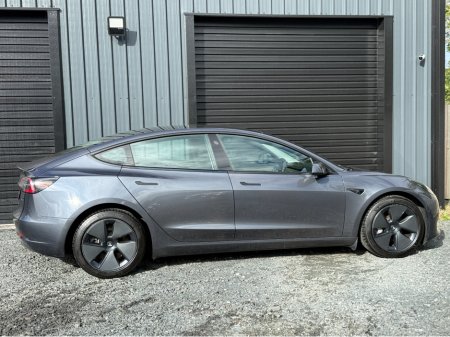 2021 Tesla Model 3 3 STANDARD RANGE PLUS €22,950 thumbnail