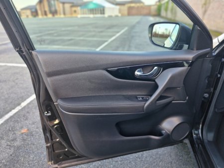 2018 Nissan Qashqai - thumbnail 12