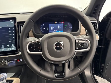 2026 Volvo XC90 - thumbnail 13