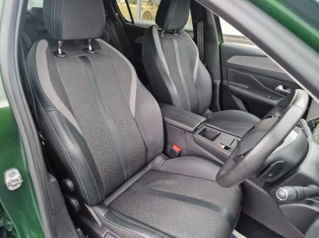 2022 Peugeot 308 Allure 1.5 HDI Auto 130 4DR AU €22,950 thumbnail