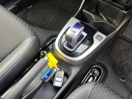 2016 Honda Fit L-PACKAGE 1.5 HYBRID // SERVICE HISTORY // CRUISE CONTROL // REVERSE CAMERA €10,950 thumbnail