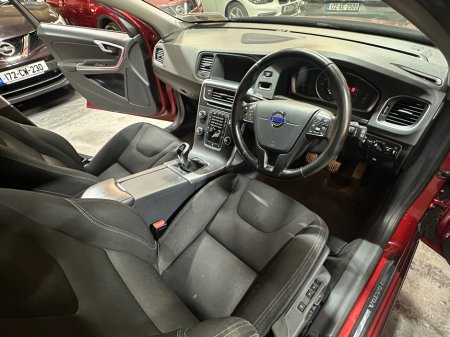 2016 Volvo V60 D4 (190hp) SE +Leather €10,888 thumbnail