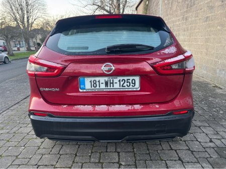 2018 Nissan Qashqai 1.5 XE 18 4DR €9,950 thumbnail