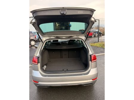 2019 Volkswagen Golf  €17,000 thumbnail