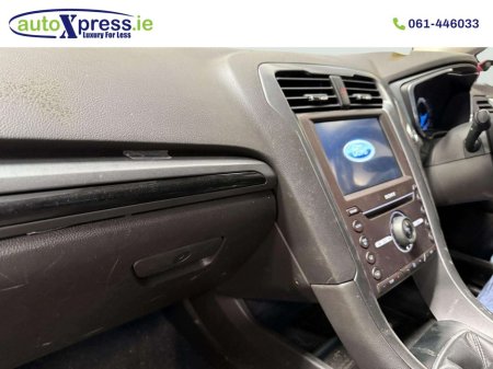 2017 Ford Mondeo - thumbnail 4