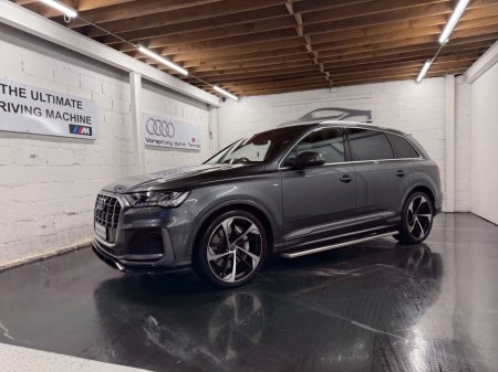 2021 Audi Q7 55 TFSI e S Line €54,995 thumbnail