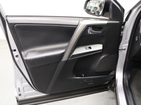 2017 Toyota Rav4 2.0 D-4D BUSINESS EDITION TSS 5DR thumbnail