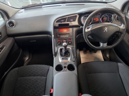 2016 Peugeot 3008 - thumbnail 10