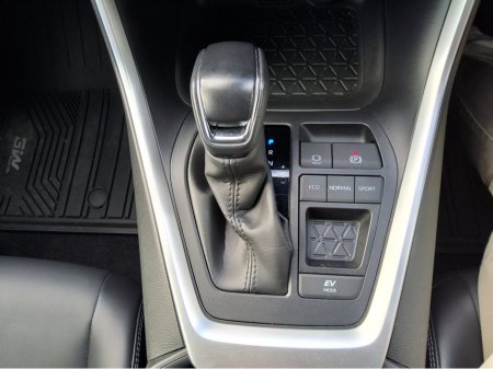 2023 Toyota Rav4 - thumbnail 16