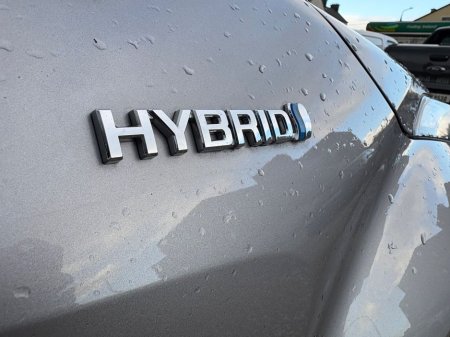 2018 Toyota C-HR Petrol Hybrid Luna Auto €18,990