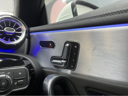 2019 Mercedes-Benz CLA Class - thumbnail 13