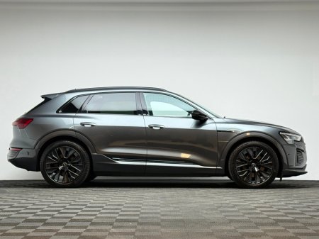 2023 Audi Q8 e-tron - thumbnail 8