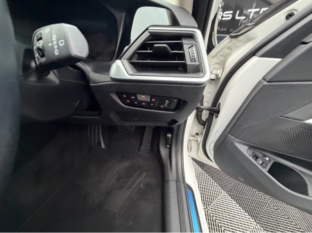 2020 BMW 3 Series 330e XDRIVE SPORT PRO AUTO €24,995 thumbnail