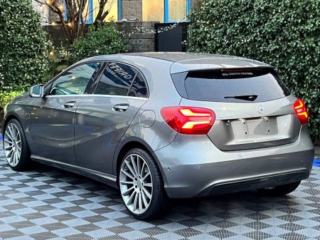 2016 Mercedes-Benz A Class A180 AMG-STYLE 1.6 // NEW 19" AMG-LINE ALLOYS // HEATED SEATS // REVERSE CAMERA €15,900 thumbnail