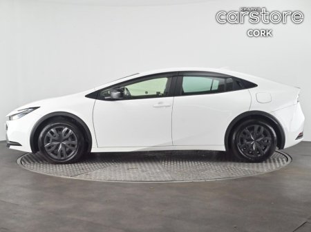 2024 Toyota Prius - thumbnail 6