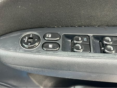 2010 Hyundai i30 1.6 CRDI COMFORT 5DR AUTO €3,950 thumbnail