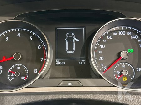 2016 Volkswagen Golf - thumbnail 16