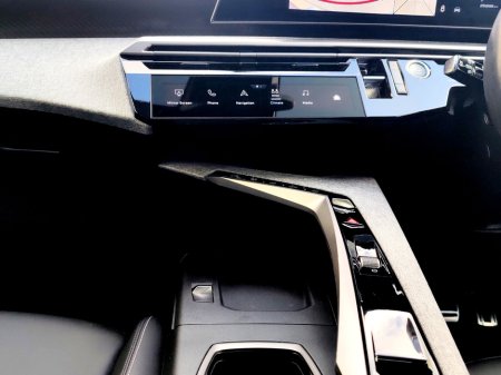 2025 Peugeot 3008 - thumbnail 18