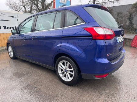 2016 Ford Grand C-Max 1.5 TDCI ZETEC 120 120PS 5DR €8,999 thumbnail