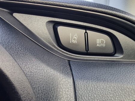 2018 Toyota Yaris KSP130 5DR AUTO €11,900 thumbnail