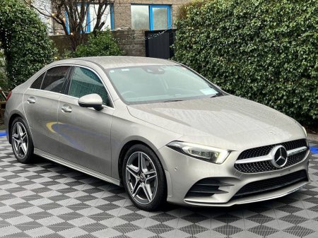 2021 Mercedes-Benz A Class A200d AMG-LINE PREMIUM PLUS // VIRTUAL COCKPIT // FULL SERVICE HISTORY // 18" DIAMOND CUT ALLOYS €32,900 thumbnail