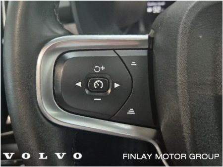 2022 Volvo XC40 - thumbnail 14