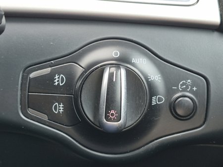 2014 Audi A4 - thumbnail 18