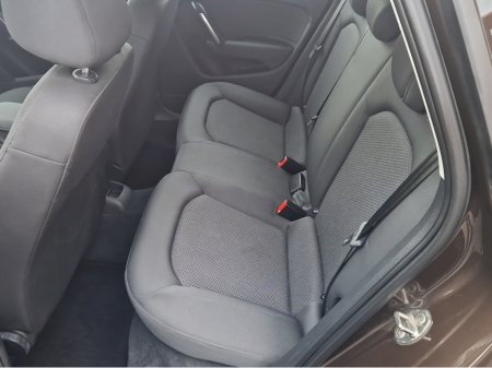 2015 Audi A1 - thumbnail 16