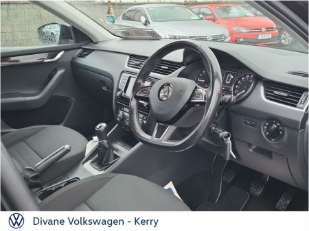 2015 Skoda Octavia - thumbnail 2