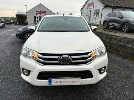 2020 Toyota Hilux - thumbnail 14