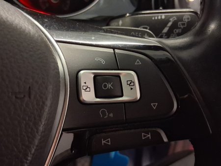 2013 Volkswagen Golf - thumbnail 15