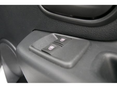 2017 Dacia Sandero - thumbnail 24